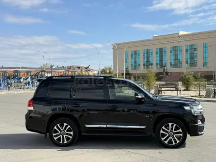 Toyota Land Cruiser 2018 года за 30 000 000 тг. в Астана – фото 4