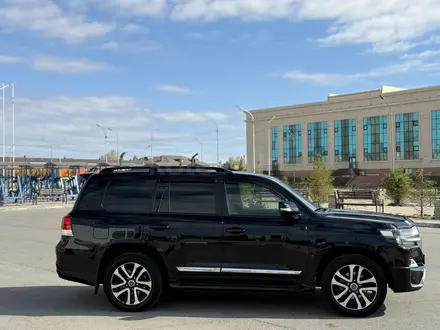 Toyota Land Cruiser 2018 года за 30 000 000 тг. в Астана – фото 9