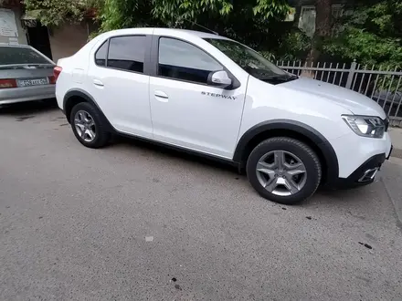 Renault Logan Stepway 2020 года за 6 300 000 тг. в Атырау – фото 2