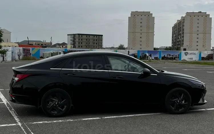 Hyundai Elantra 2021 годаүшін9 900 000 тг. в Атырау