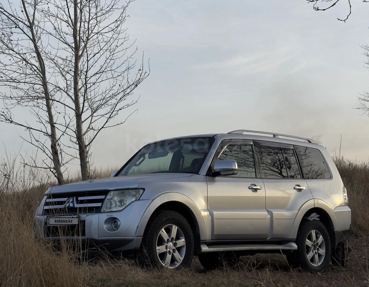 Mitsubishi Pajero 2008 г.