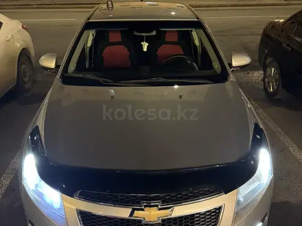 Chevrolet Cruze 2012 года за 4 100 000 тг. в Атырау – фото 7