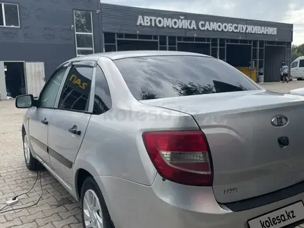 ВАЗ (Lada) Granta 2190 2014 года за 2 100 000 тг. в Уральск – фото 4