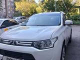Mitsubishi Outlander 2013 года за 8 200 000 тг. в Усть-Каменогорск – фото 2