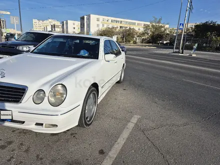 Mercedes-Benz E 320 2000 года за 4 800 000 тг. в Актау – фото 10