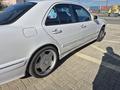 Mercedes-Benz E 320 2000 года за 4 800 000 тг. в Актау – фото 18