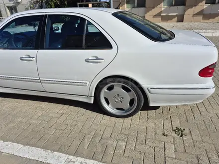 Mercedes-Benz E 320 2000 года за 4 800 000 тг. в Актау – фото 21
