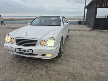 Mercedes-Benz E 320 2000 года за 4 800 000 тг. в Актау – фото 31
