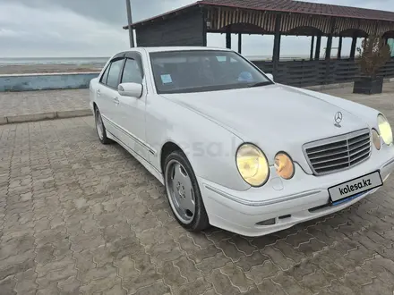 Mercedes-Benz E 320 2000 года за 4 800 000 тг. в Актау – фото 32