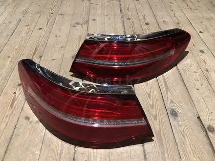 Фонарь задний на Mercedes GLE Coupe за 100 000 тг. в Алматы