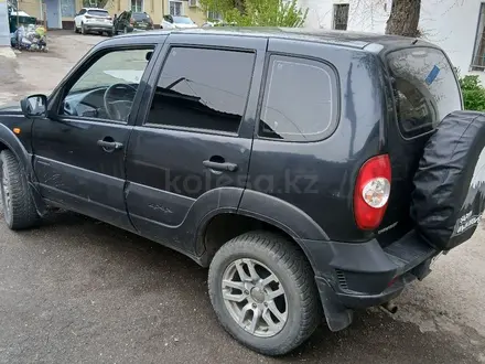 Chevrolet Niva 2010 года за 1 950 000 тг. в Костанай – фото 2