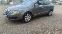 Volkswagen Passat 2007 года за 3 800 000 тг. в Алматы – фото 2