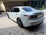 Toyota Camry 2019 года за 17 000 000 тг. в Шымкент – фото 4