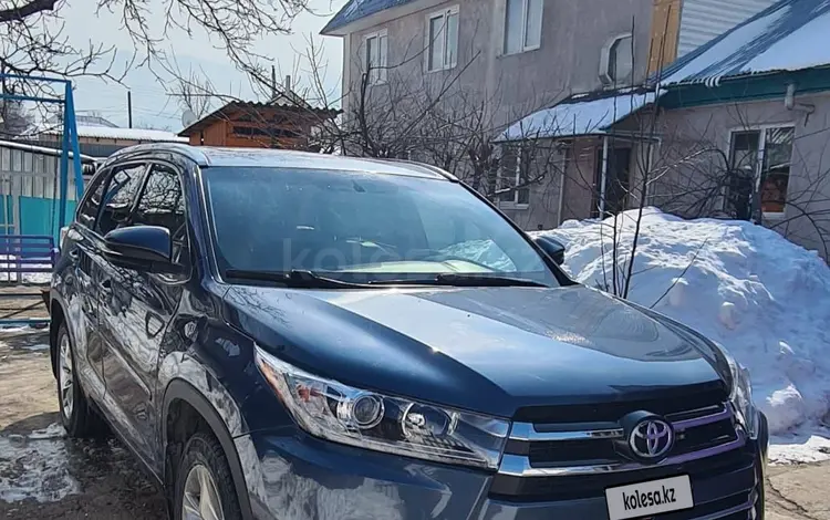 Toyota Highlander 2015 года за 12 200 000 тг. в Алматы
