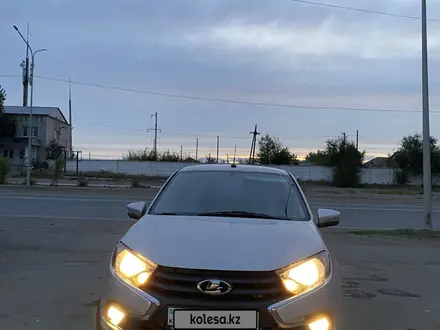 ВАЗ (Lada) Granta 2190 2022 года за 6 090 000 тг. в Аягоз – фото 2