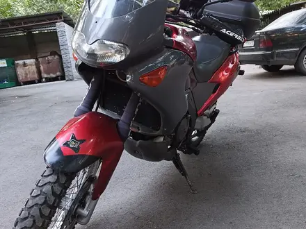 Aprilia  Pegasso 650 2002 года за 1 399 000 тг. в Алматы – фото 8