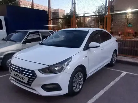 Hyundai Accent 2019 года за 5 300 000 тг. в Астана – фото 3