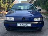 Volkswagen Passat 1992 года за 1 300 000 тг. в Есик – фото 4