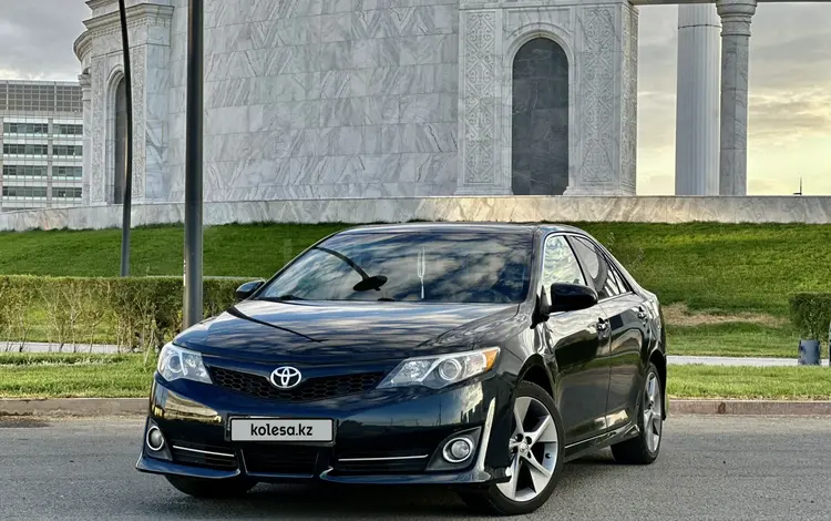 Toyota Camry 2013 года за 6 400 000 тг. в Атырау