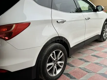 Hyundai Santa Fe 2014 года за 9 600 000 тг. в Алматы – фото 9