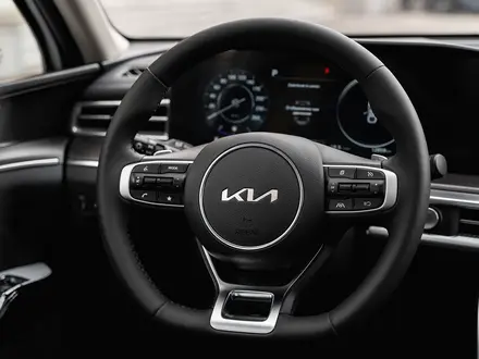 Kia K5 2024 года за 13 000 000 тг. в Алматы – фото 22