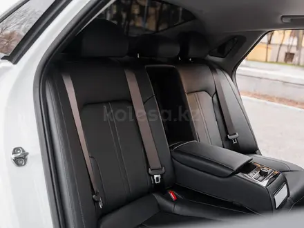 Kia K5 2024 года за 13 000 000 тг. в Алматы – фото 32