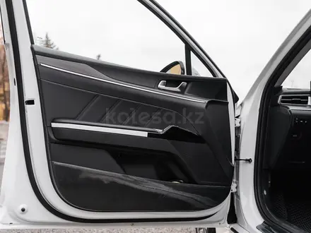 Kia K5 2024 года за 13 000 000 тг. в Алматы – фото 42