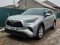 Toyota Highlander 2021 года за 19 500 000 тг. в Атырау – фото 2