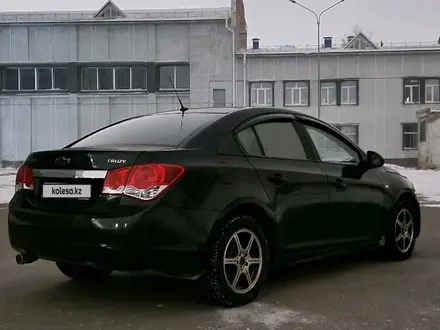 Chevrolet Cruze 2012 года за 3 500 000 тг. в Петропавловск – фото 4