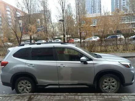 Subaru Forester 2019 года за 12 900 000 тг. в Астана – фото 2