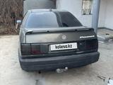 Volkswagen Passat 1993 годаfor800 000 тг. в Шу