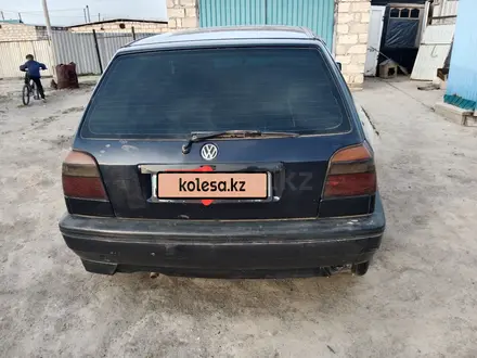 Volkswagen Golf 1993 года за 1 000 000 тг. в Актобе – фото 2