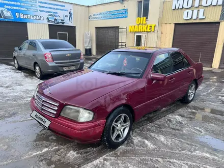 Mercedes-Benz C 220 1993 года за 1 000 000 тг. в Караганда