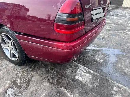 Mercedes-Benz C 220 1993 года за 1 000 000 тг. в Караганда – фото 7