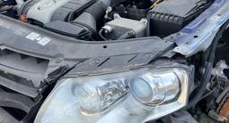 Фары ксенон адаптивный Passat B6 за 100 000 тг. в Алматы – фото 5