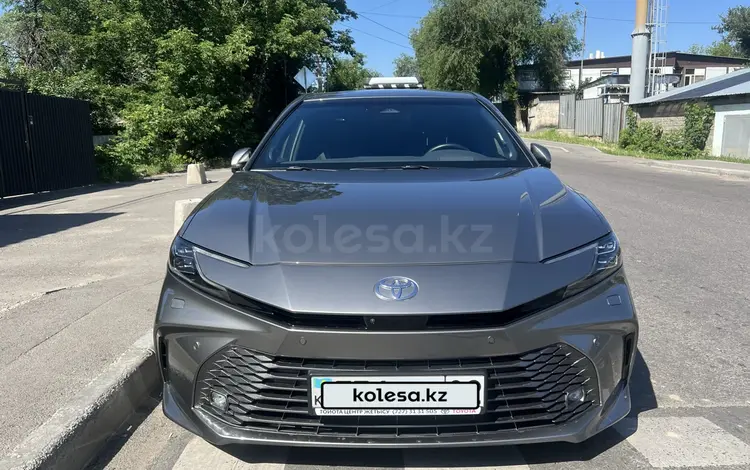 Toyota Camry 2025 года за 24 000 000 тг. в Алматы