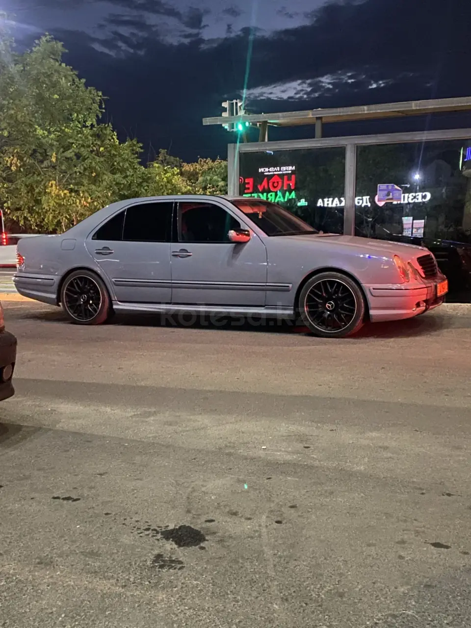 Mercedes-Benz E-Class, 2001