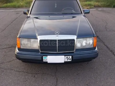 Mercedes-Benz E 200 1990 года за 1 700 000 тг. в Аксу