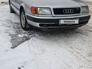 Audi 100
