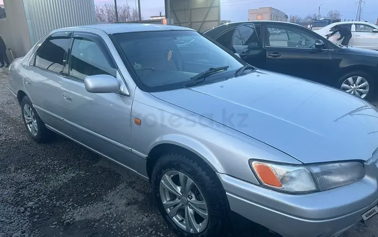 Toyota Camry Gracia 1997 года за 3 000 000 тг. в Семей