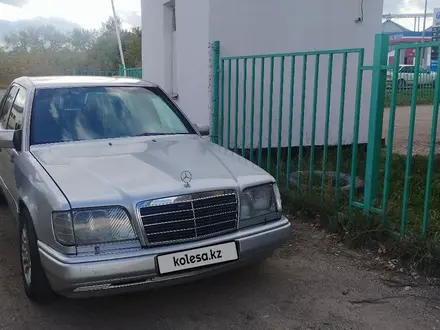 Mercedes-Benz E 280 1993 года за 2 500 000 тг. в Караганда – фото 2