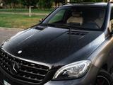 Mercedes-Benz ML 63 AMG 2012 годаүшін27 888 880 тг. в Алматы – фото 4