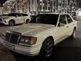 Mercedes-Benz E 300 1993 годаүшін1 600 000 тг. в Астана – фото 2