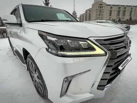 Lexus LX 570 2017 года за 41 500 000 тг. в Астана – фото 9