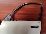 Двери передние на Lexus LX 470 за 60 000 тг. в Алматы