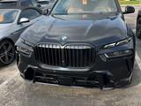 BMW X7 2023 года за 66 500 000 тг. в Астана