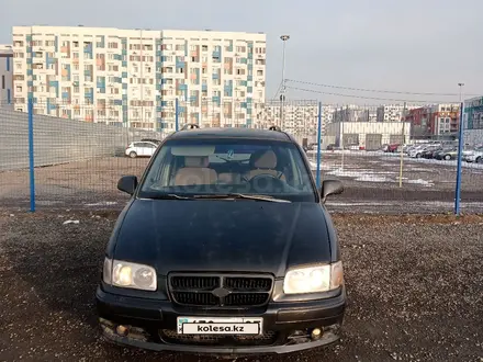 Hyundai Trajet 2002 года за 1 500 000 тг. в Алматы – фото 2