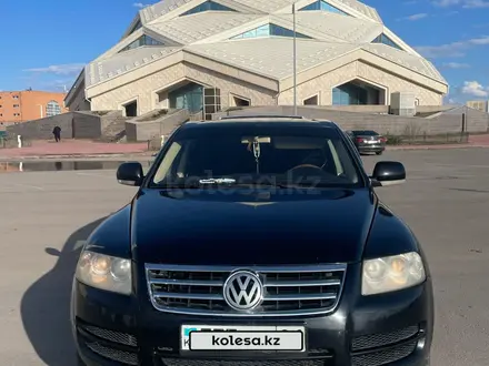 Volkswagen Touareg 2004 года за 5 000 000 тг. в Астана