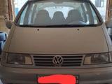 Volkswagen Sharan 1996 года за 2 400 000 тг. в Аральск