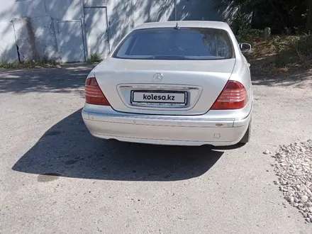 Mercedes-Benz S 400 2001 года за 3 100 000 тг. в Тараз – фото 4